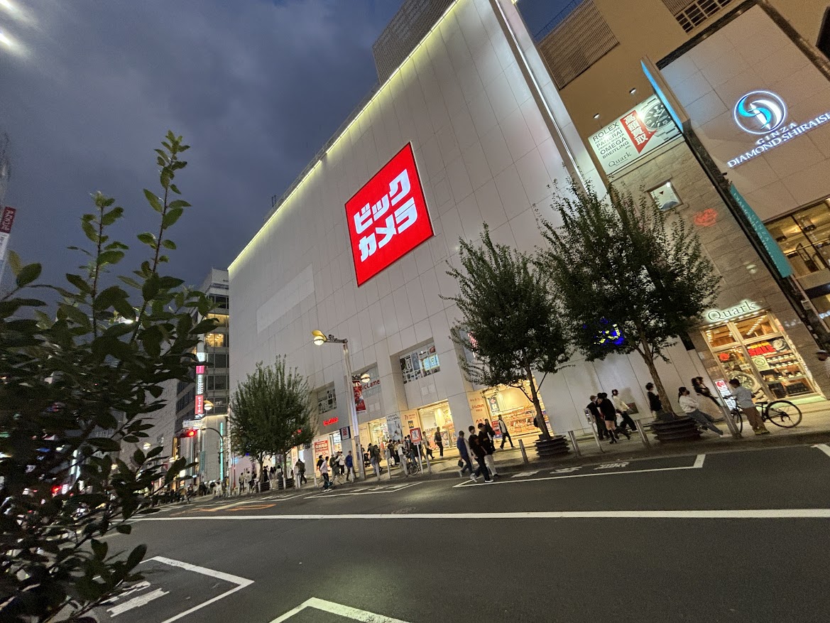 ビックカメラ 新宿東口店(旧ビックロ)