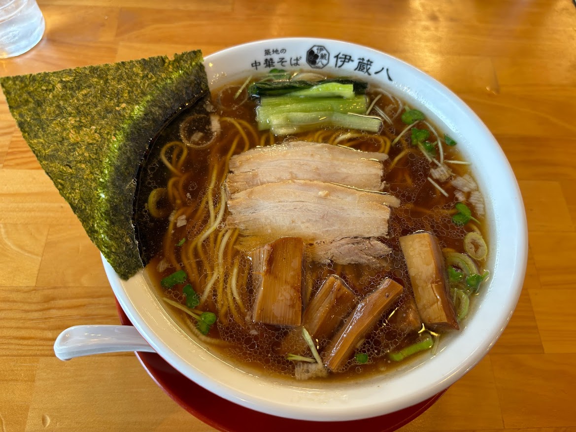 築地の中華そば 伊蔵八 田無店で中華そば（並）