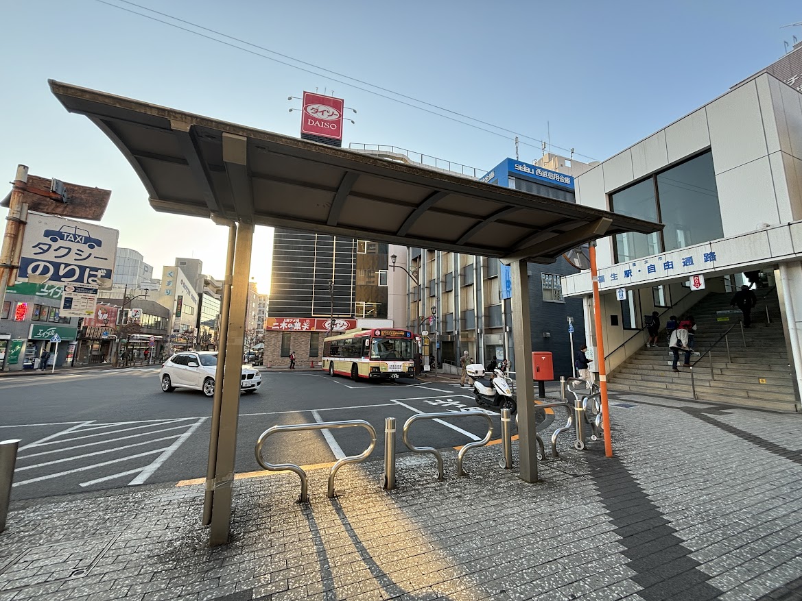 福生駅 西口