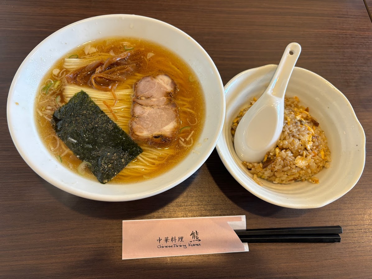 中華料理 熊でAセット（ラーメンと半チャーハン）