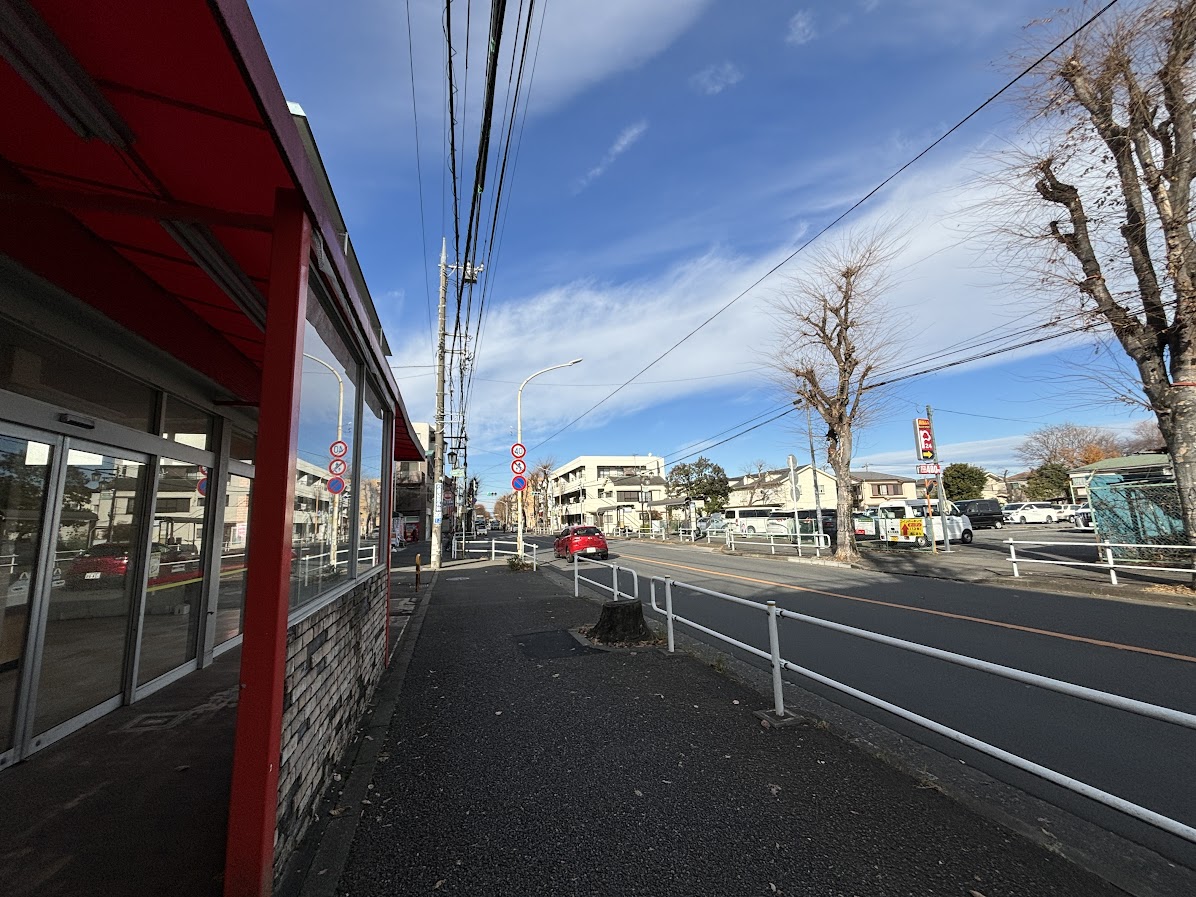滝山団地入口バス停
