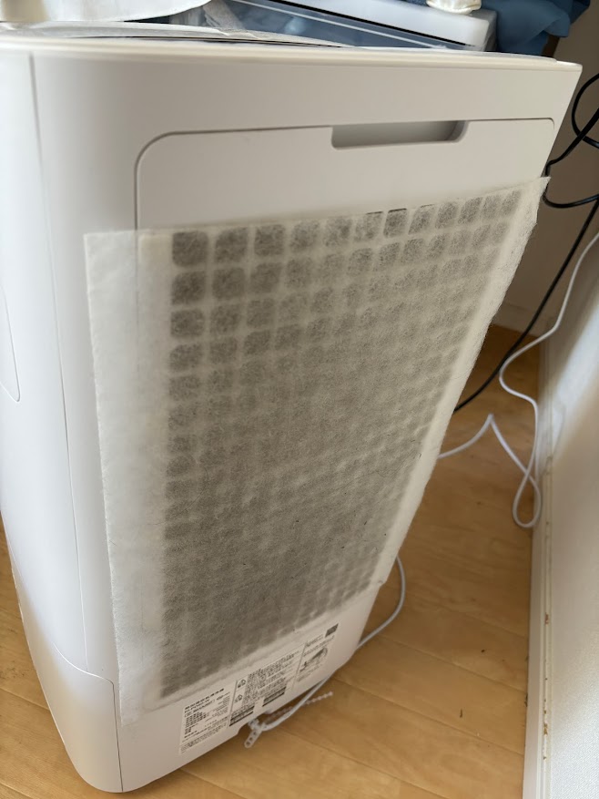 シャープ 除加湿空気清浄機「KI-PD50-W」プレフィルター交換前