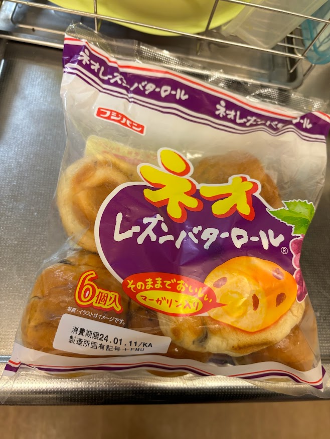 6個→5個に減量されていたフジパン「ネオレーズンバターロール」、6個にサイレント増量