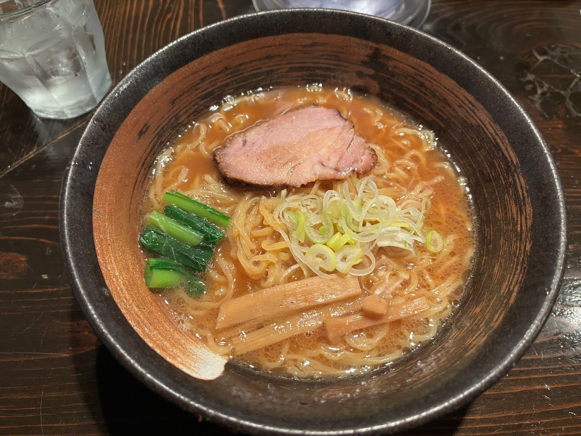 らーめん（醤油）（普通）