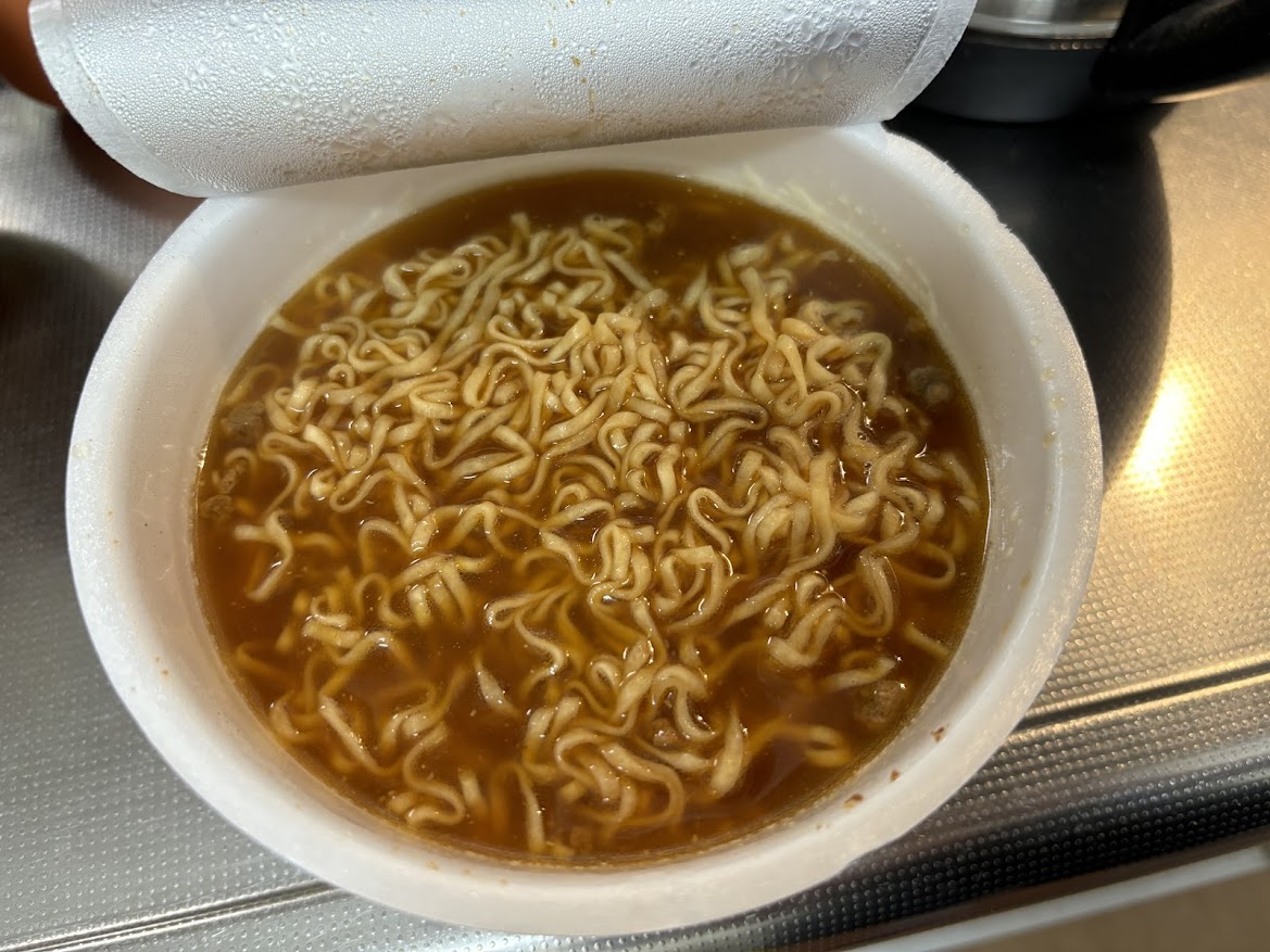 日清 チキンラーメン横丁グルメ 18種類のスパイス香る スパイシーカレー チキンラーメン