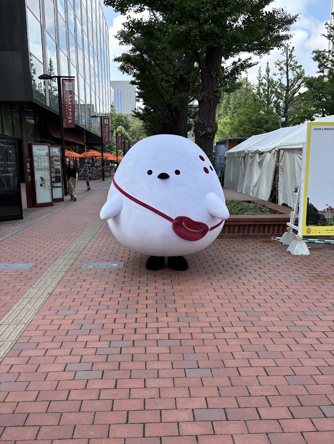 シマエナガっぽいゆるキャラ