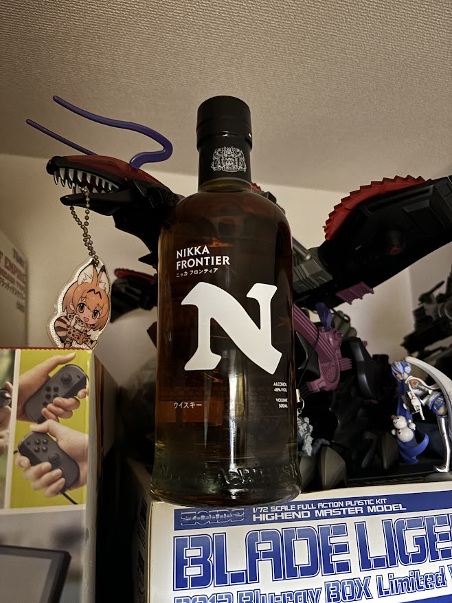ニッカウヰスキーのウイスキー「ニッカ フロンティア（NIKKA FRONTIER）」
