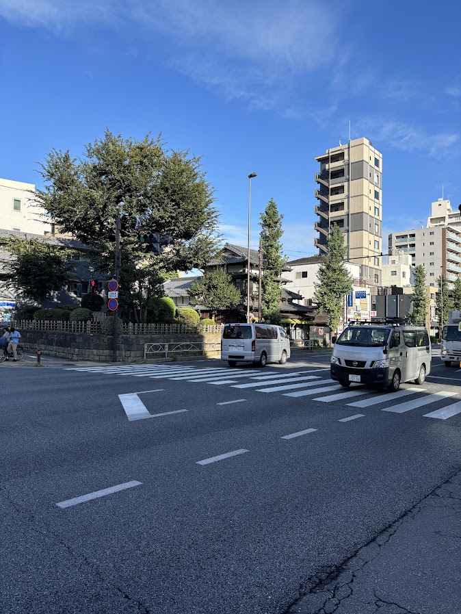 都営三田線 志村坂上駅前