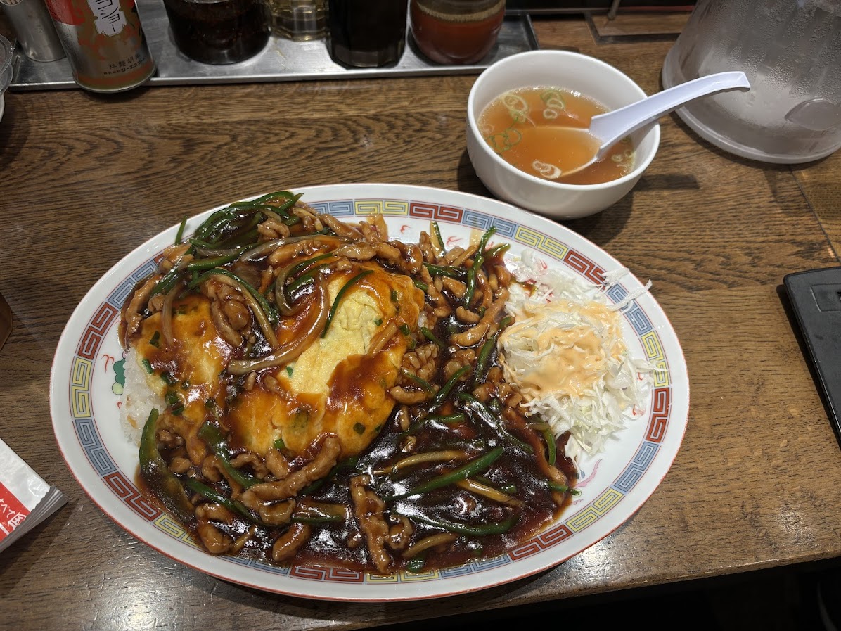 店舗限定 肉だくルースーニラ玉天津飯