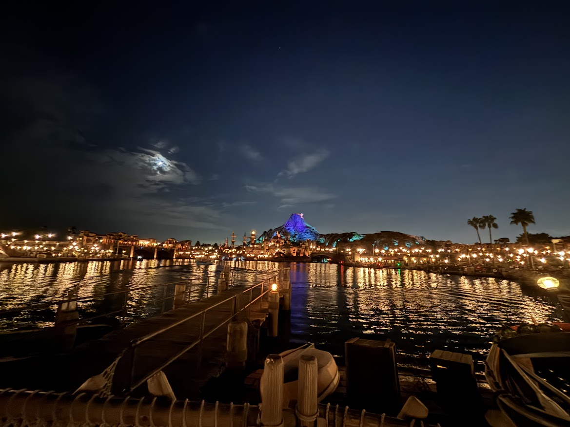 夜の東京ディズニーシー