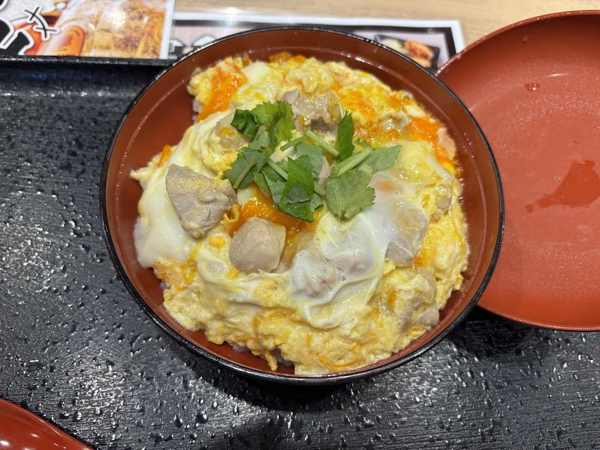 鶏千 祖師ヶ谷大蔵店で親子丼(旨塩)
