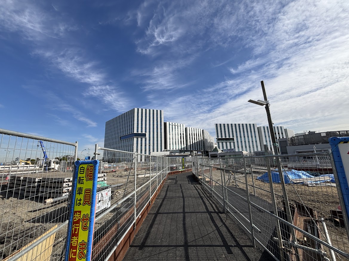 京急空港線 天空橋駅前
