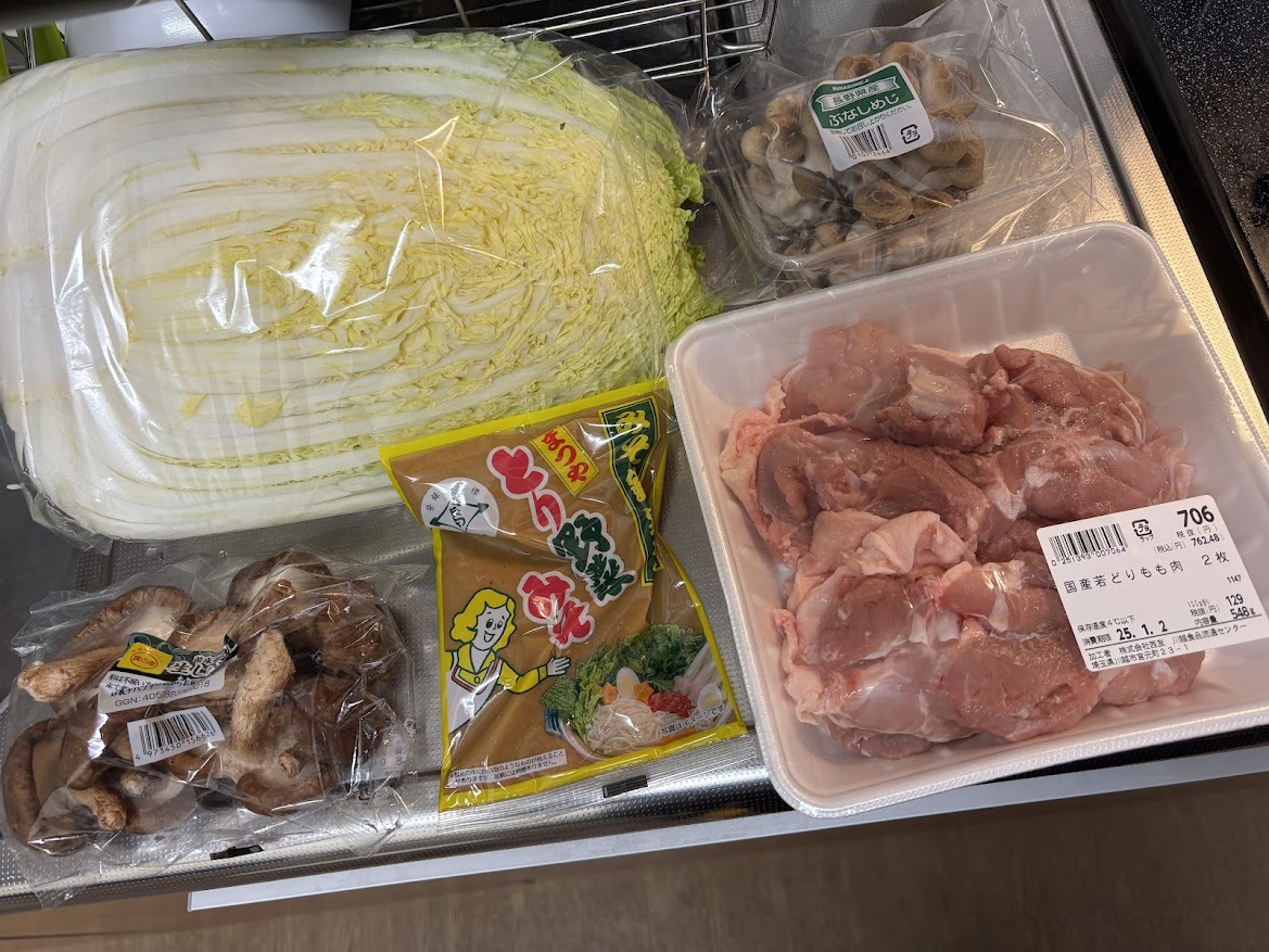 まつや とり野菜みそ、国産若どりもも肉、椎茸、白菜、ぶなしめじ