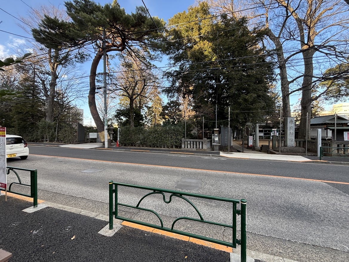 春日神社バス停