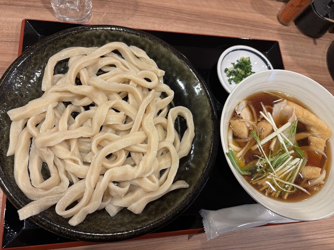 武蔵野うどんと酒 匠太で肉汁うどん 大（500g）