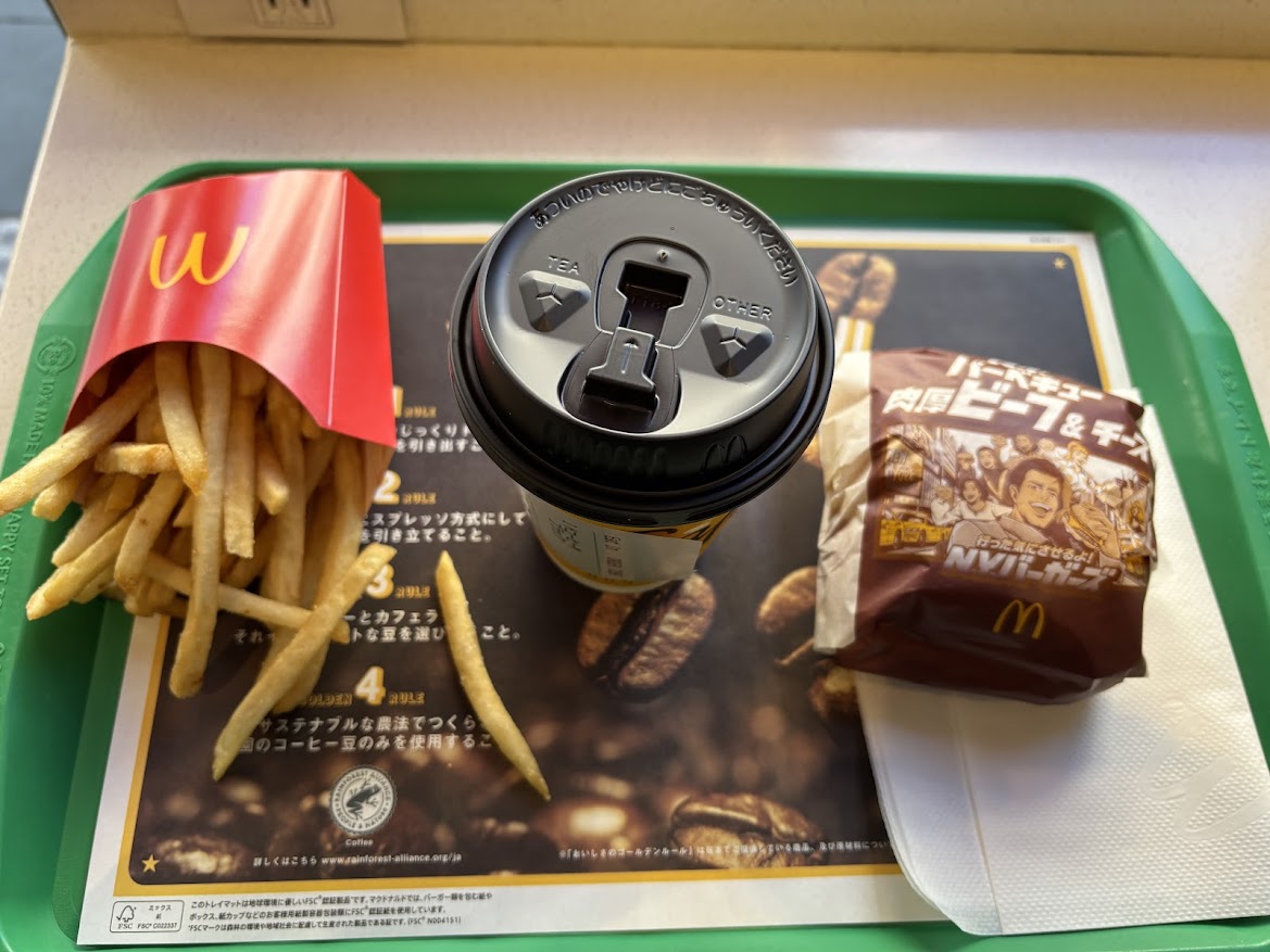 マクドナルド 三田駅前店でN.Y. バーベキュー肉厚ビーフ&チーズ バーガー2025のセット