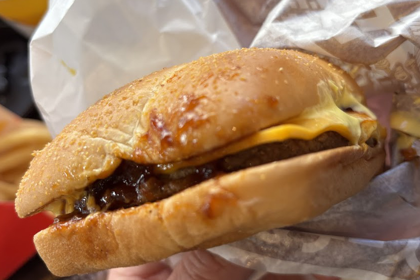 マクドナルドのN.Y. バーベキュー肉厚ビーフ&チーズ バーガー2025