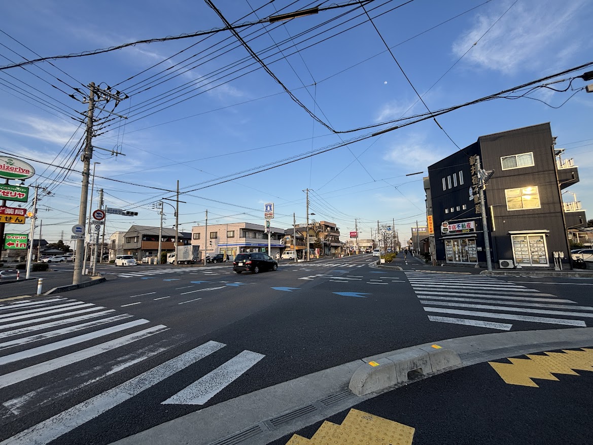 埼玉高速鉄道 埼玉スタジアム線 新井宿駅前