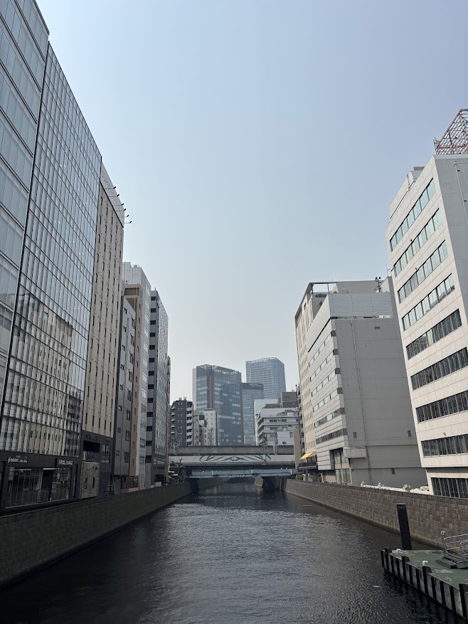 秋葉原の神田川の和泉橋