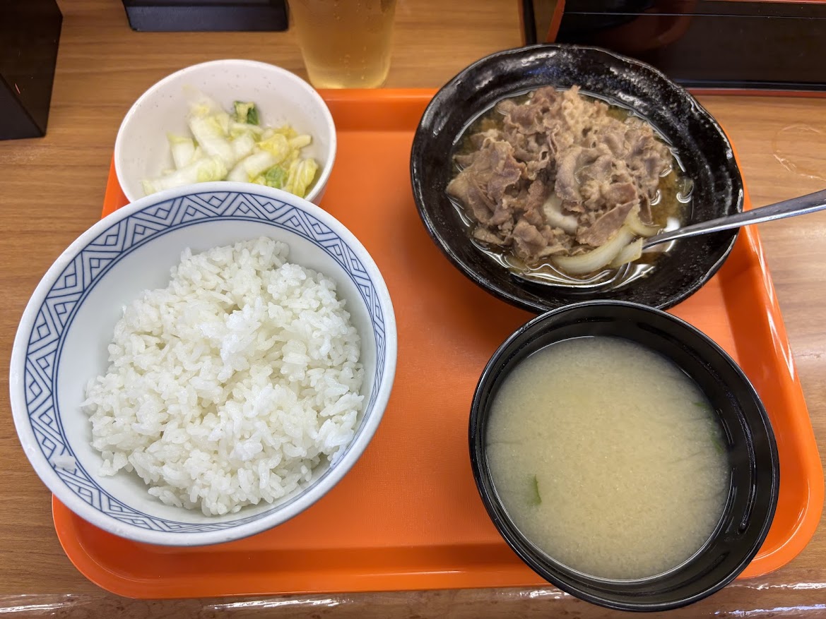 丼太郎 茗荷谷店で肉豆腐定食