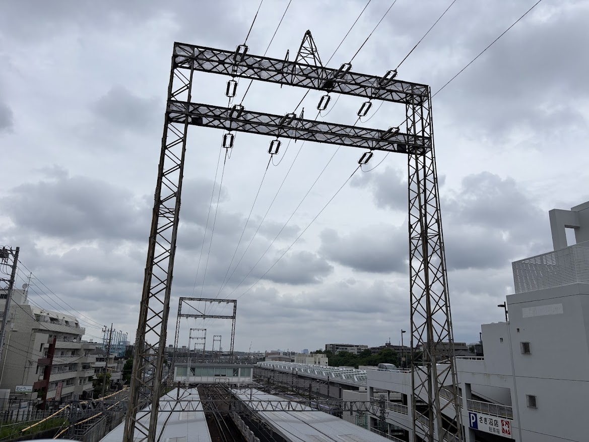 鷺沼駅近く車両基地