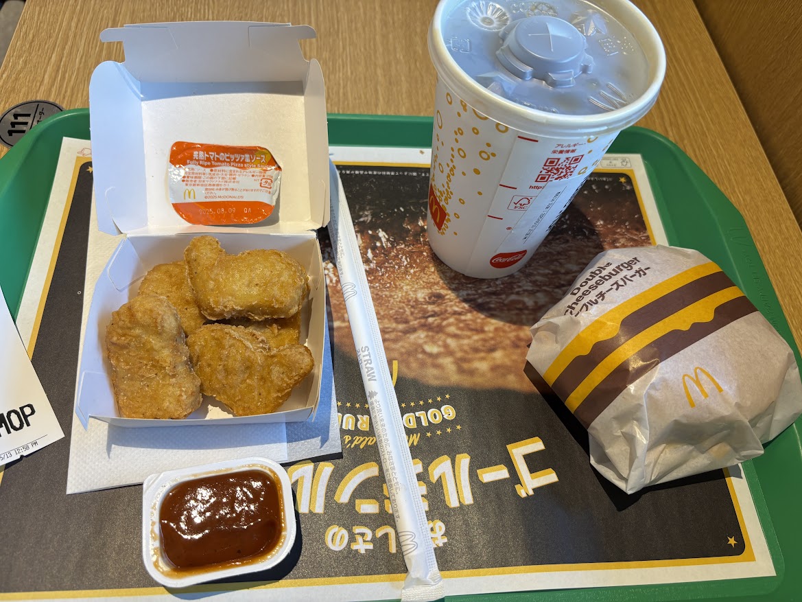 マクドナルド 品川港南口店でひるまック ダブルチーズバーガー セット(MからLサイズアップ無料) チキンマックナゲット 5ピース（完熟トマトのピッツァ風ソース）