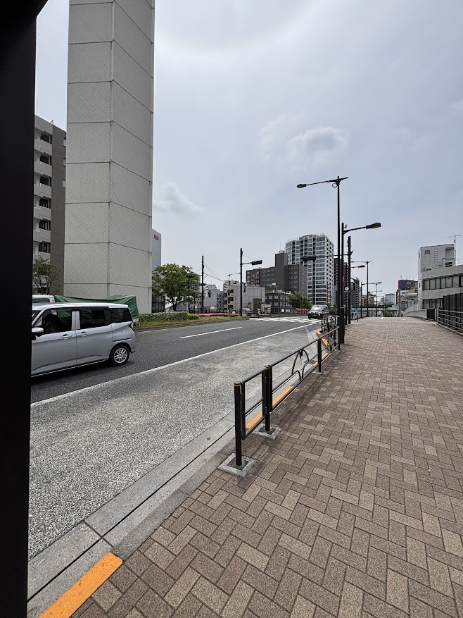 代々木八幡駅入口バス停