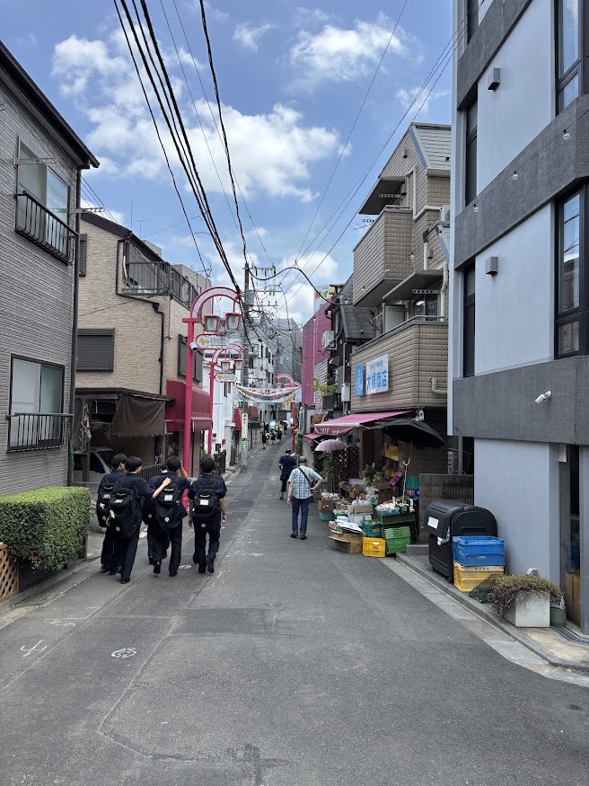 和泉明商店街(杉並の小さな沖縄 沖縄タウン)