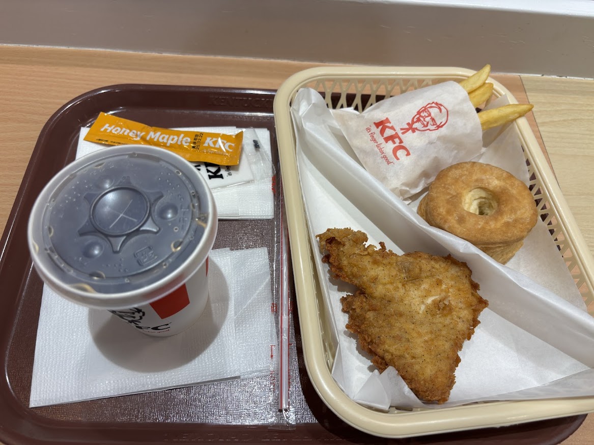 ケンタッキーフライドチキン オリナス錦糸町店でケンタランチ オリジナルチキン&ビスケットセット（チキンは骨なしケンタッキー）