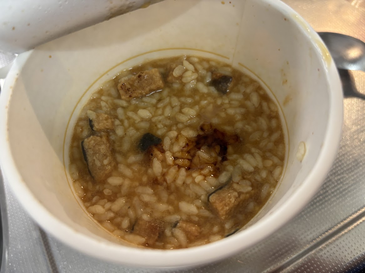 【カップメシ】日清 プラントベースうなぎ 謎うなぎ丼2025（うなぎ不使用）