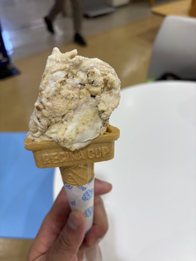 さとらんど ミルクの郷でティラミスのジェラート（500円）