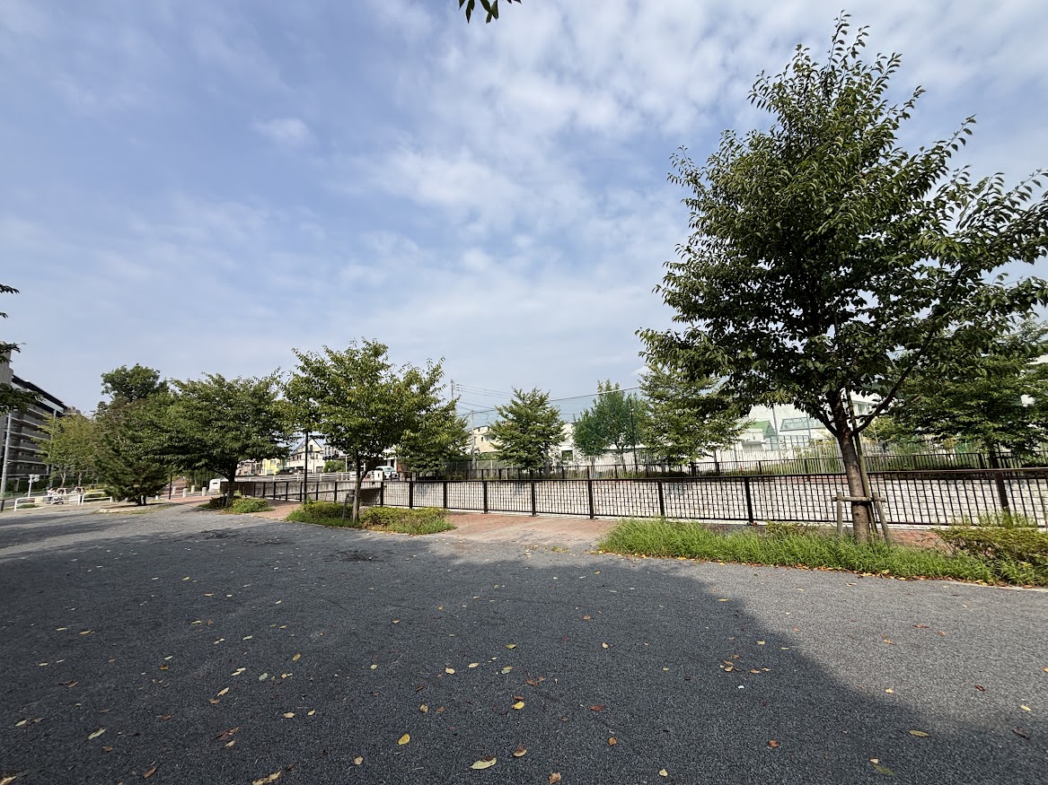 JA東京あおばバス停周辺