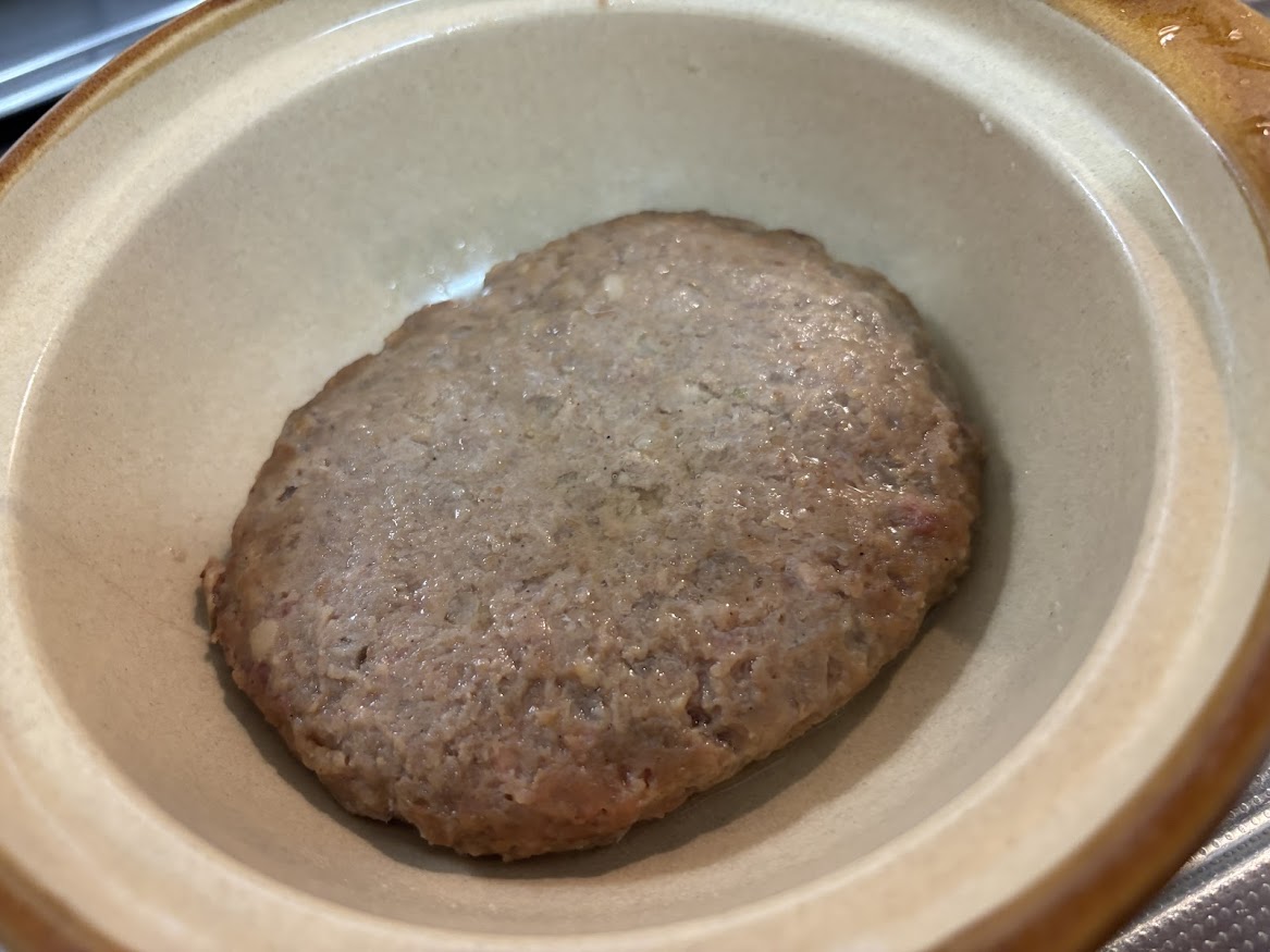 トライアルのお肉屋さんの「でっかくて旨いハンバーグ」