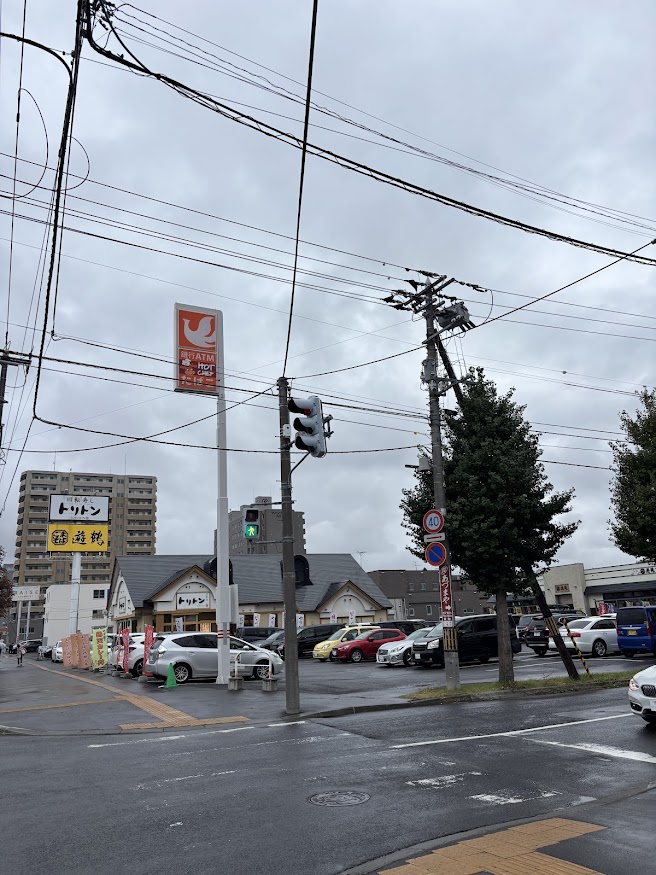 ごまそば遊鶴北38条店 店舗外観（トリトン 栄町店も）