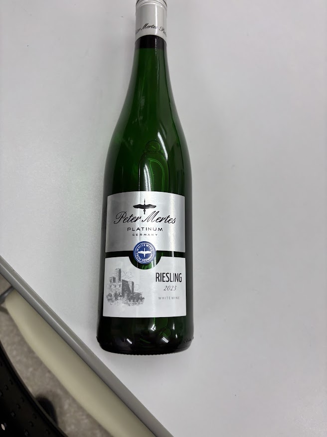 ドイツの白ワイン「Peter Mertes Platinum Riesling（ペーターメルテス プラチナ リースリング）2023」