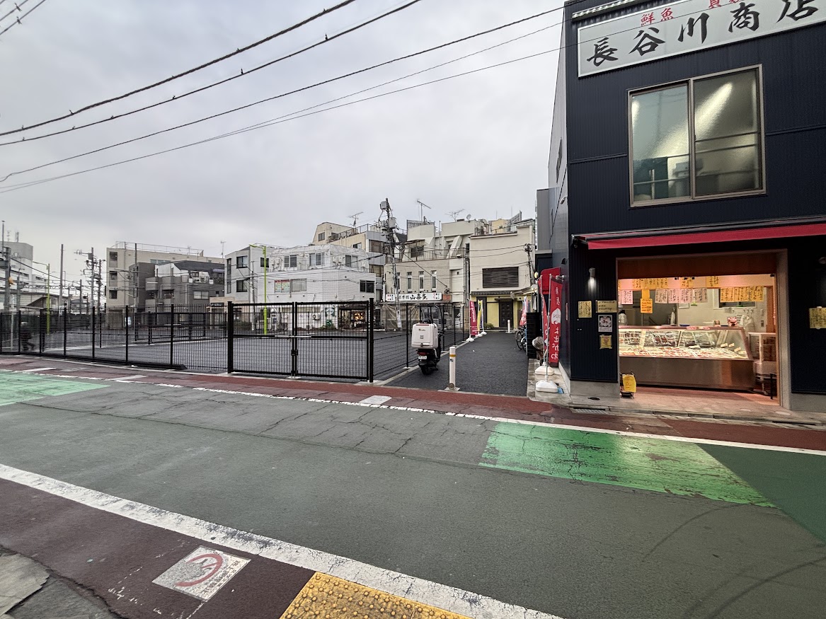 下高井戸駅北口前