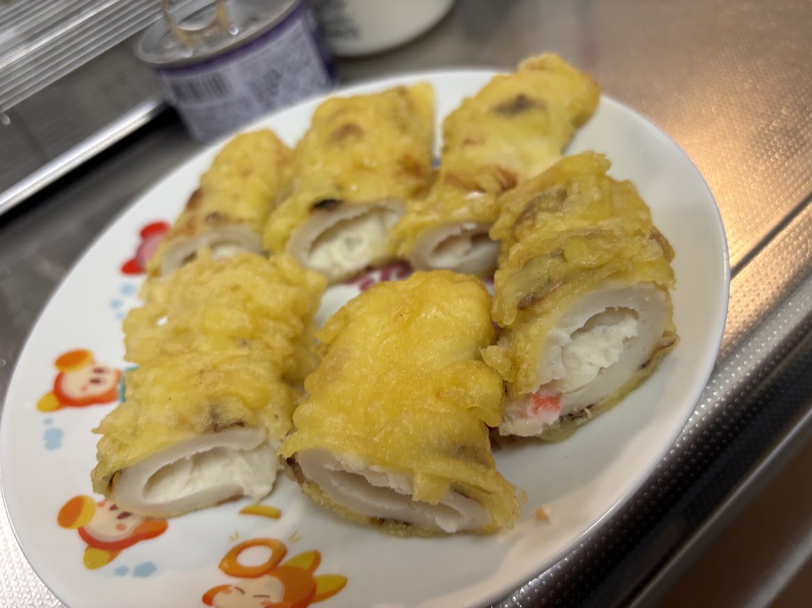 トライアル西友花小金井店で買ってきた総菜の「1かい食べてみてん？九州うまかもん！！ こはく本舗 ポテトサラダちくわ天」