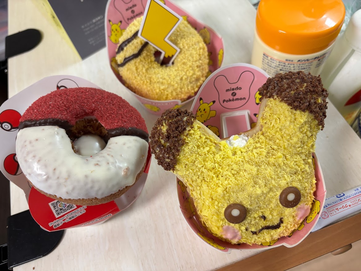 もふもふピカチュウ ドーナツ、タマゲた! タマゲタケ ドーナツ、ザクザク ピカチュウのしっぽドーナツ