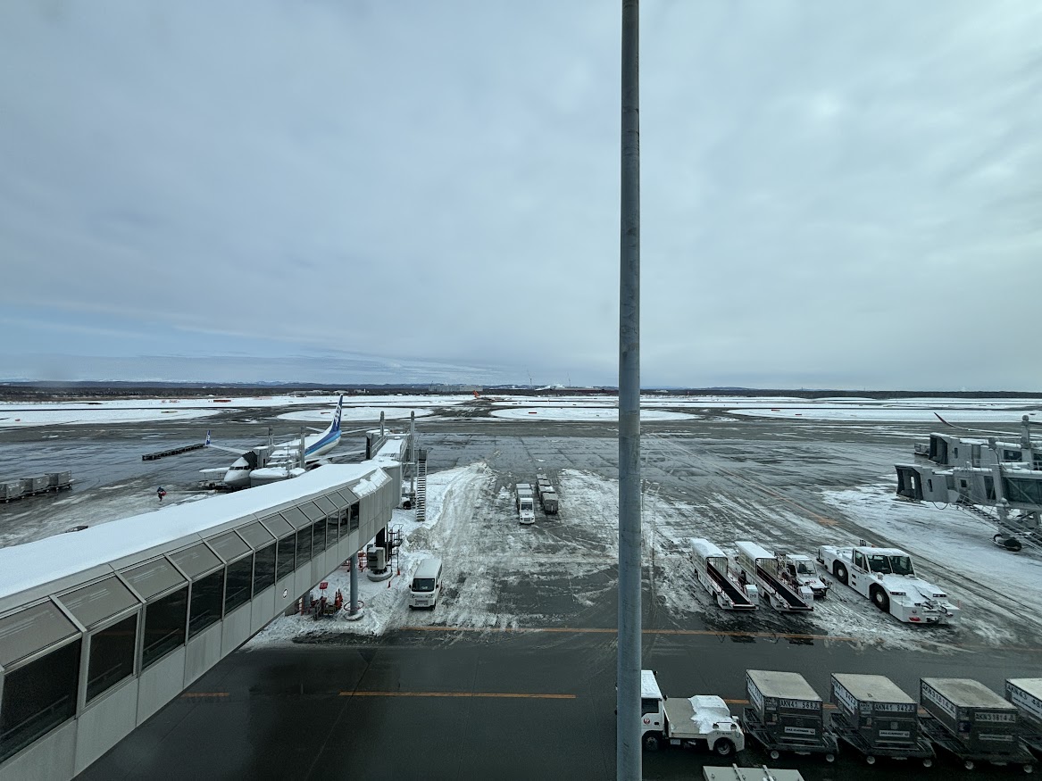 新千歳空港 フードコートからの眺め