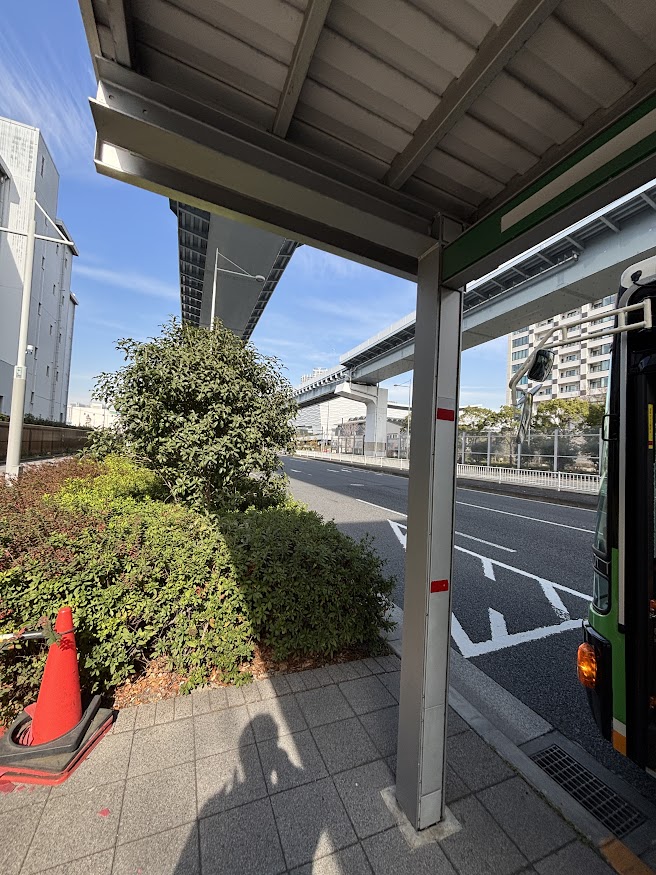 有明小中学校前バス停