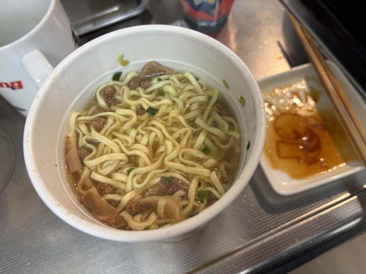 マルちゃん（東洋水産）のカップラーメン「ちゃんのれん組合 東京神田 ちえちゃんラーメン（中華そば）（ちゃん系ラーメン発祥の店）」