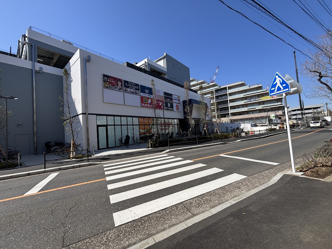 FLAT小平（オーケー小平小川東町店等）外観