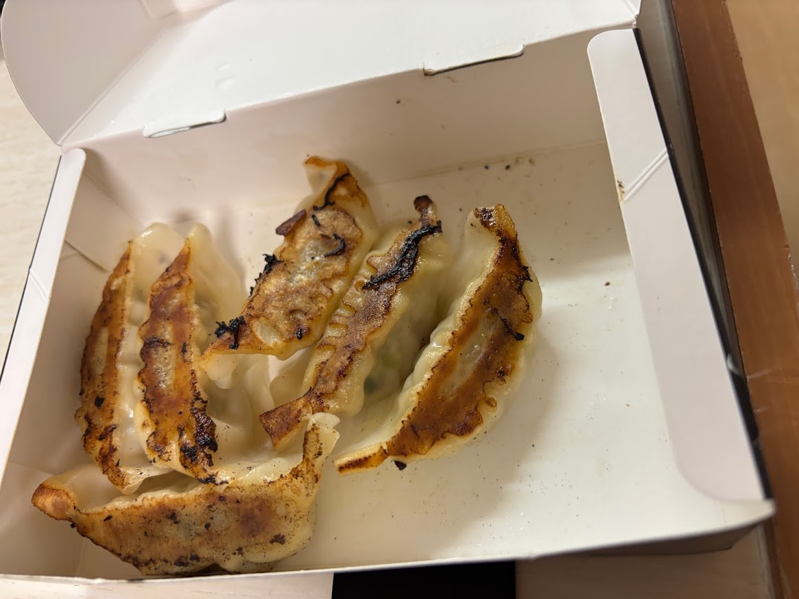 ずんどう屋 小平天神店 テイクアウト（持ち帰り）の餃子