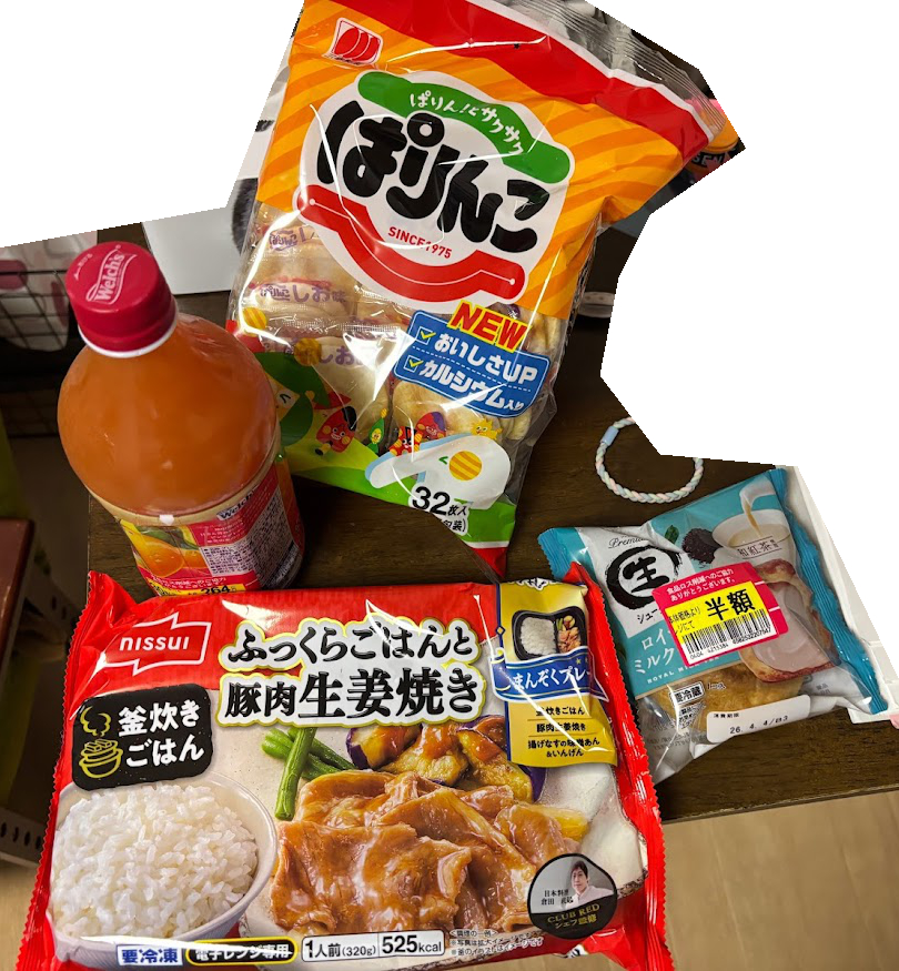ピーコックストア花小金井店で買ってきたウェルチ グレープフルーツジュース、三幸製菓ぱりんこ、ニッスイ まんぞくプレート ふっくらごはんと豚肉生姜焼き、田口食品 生シュークリーム ロイヤルミルクティ等