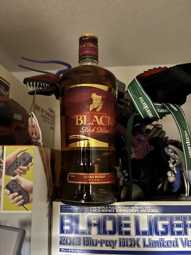 ニッカウヰスキーの「BLACK NIKKA Rich Blend（ブラックニッカ リッチブレンド）」【20260420】
