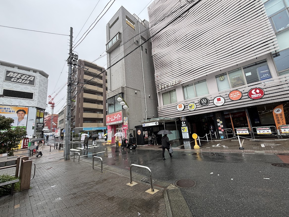 フレンテ明大前（京王井の頭線及び京王線frente口）