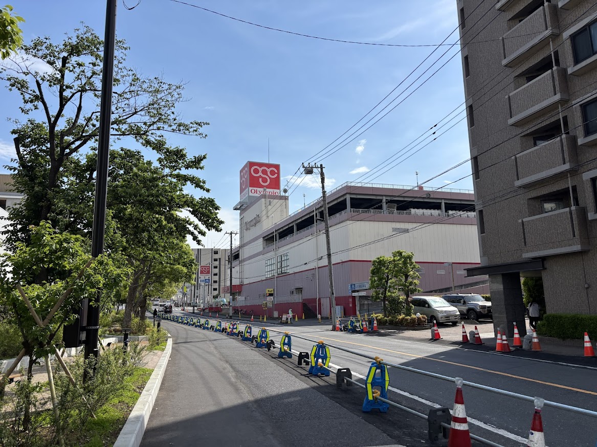 オリンピック 墨田文花店 本館