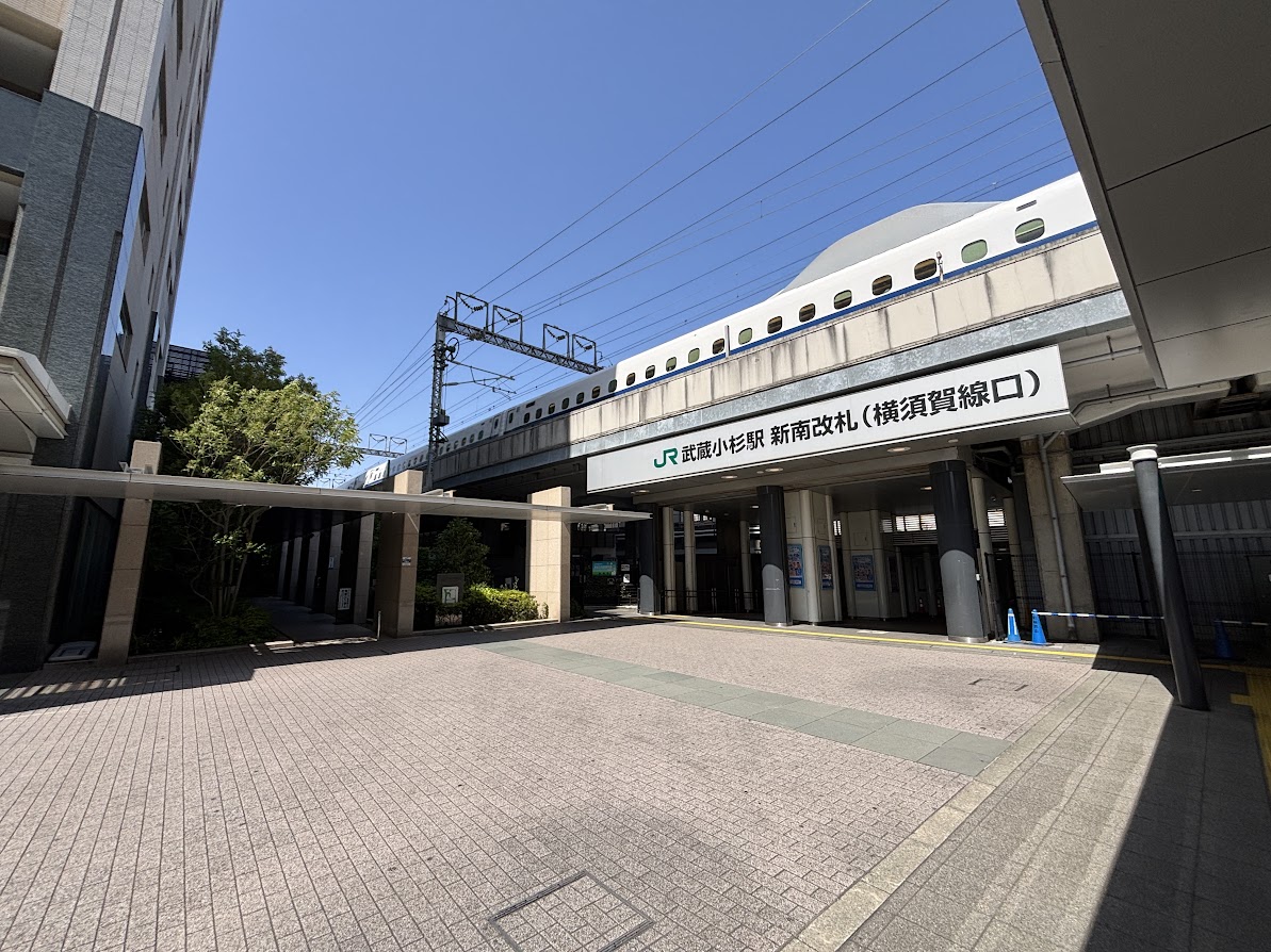 横須賀線・湘南新宿ライン 武蔵小杉駅 新南改札（横須賀線口）