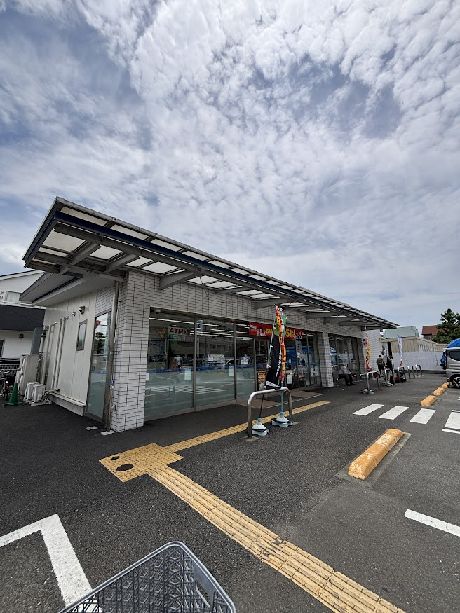 ローソン 小平天神町二丁目店 店舗外観