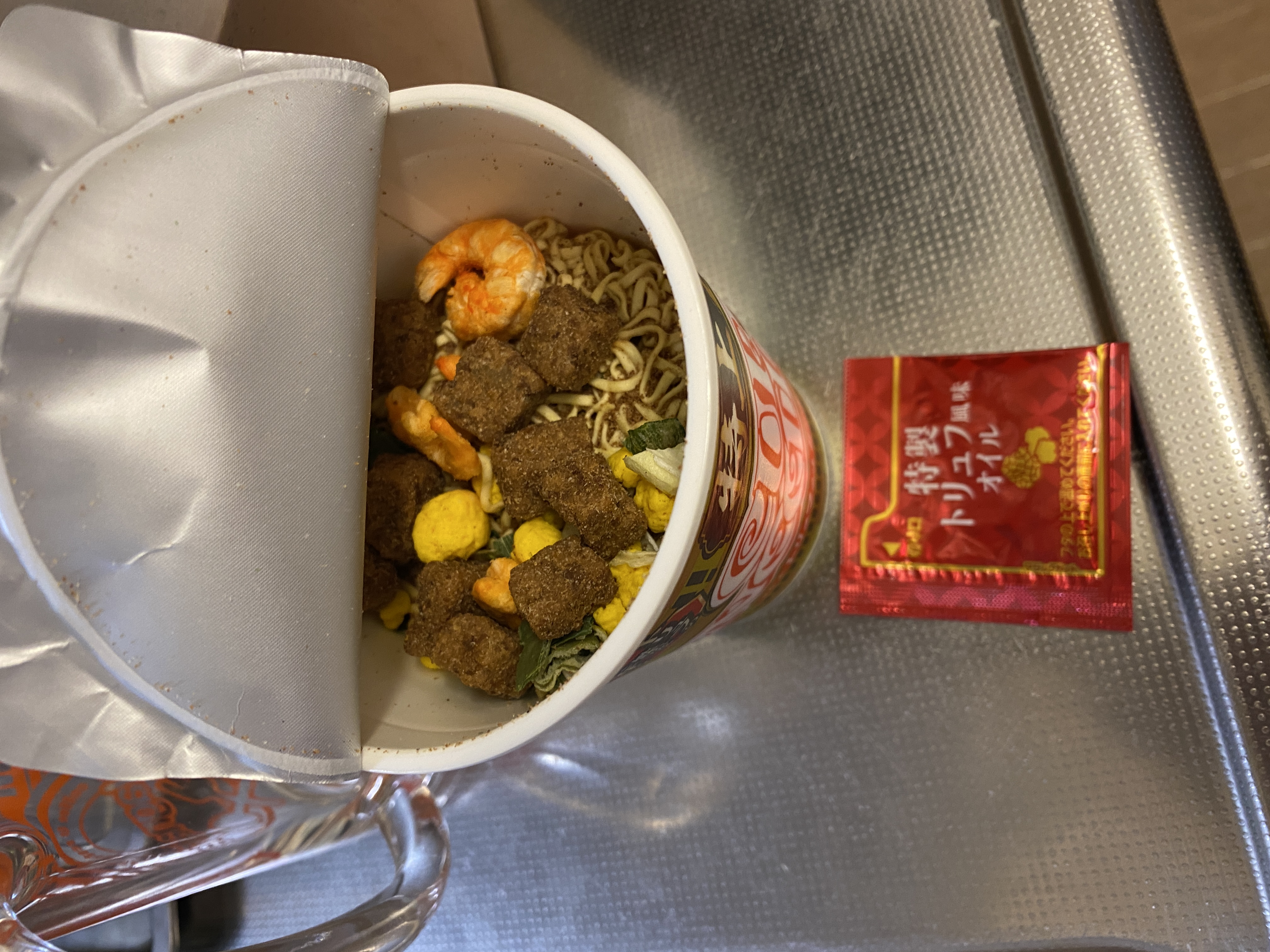 カップヌードル特上（特上トリュフ風味カップヌードル）